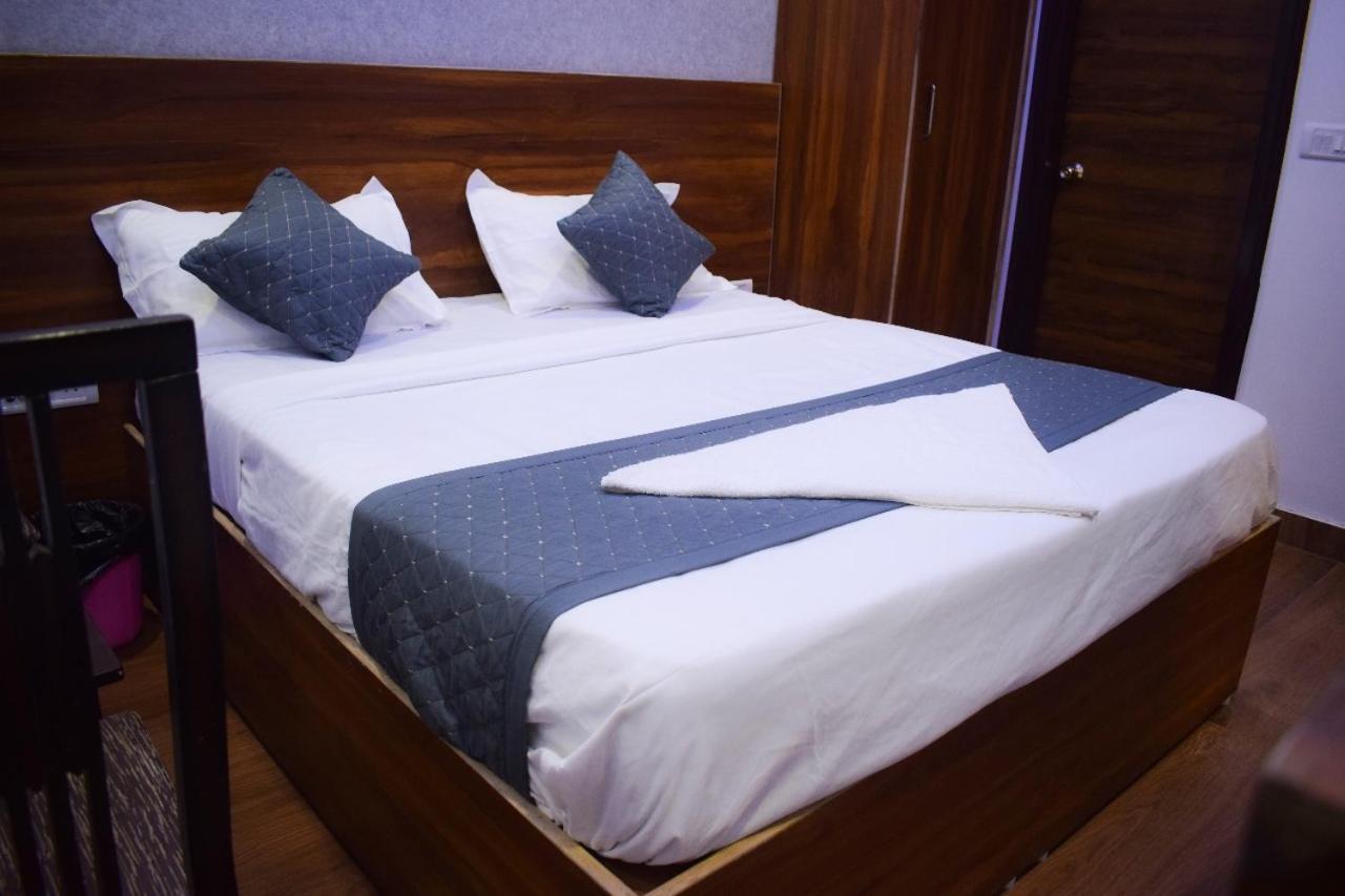 Surya International Bed & Breakfast New Delhi Eksteriør bilde