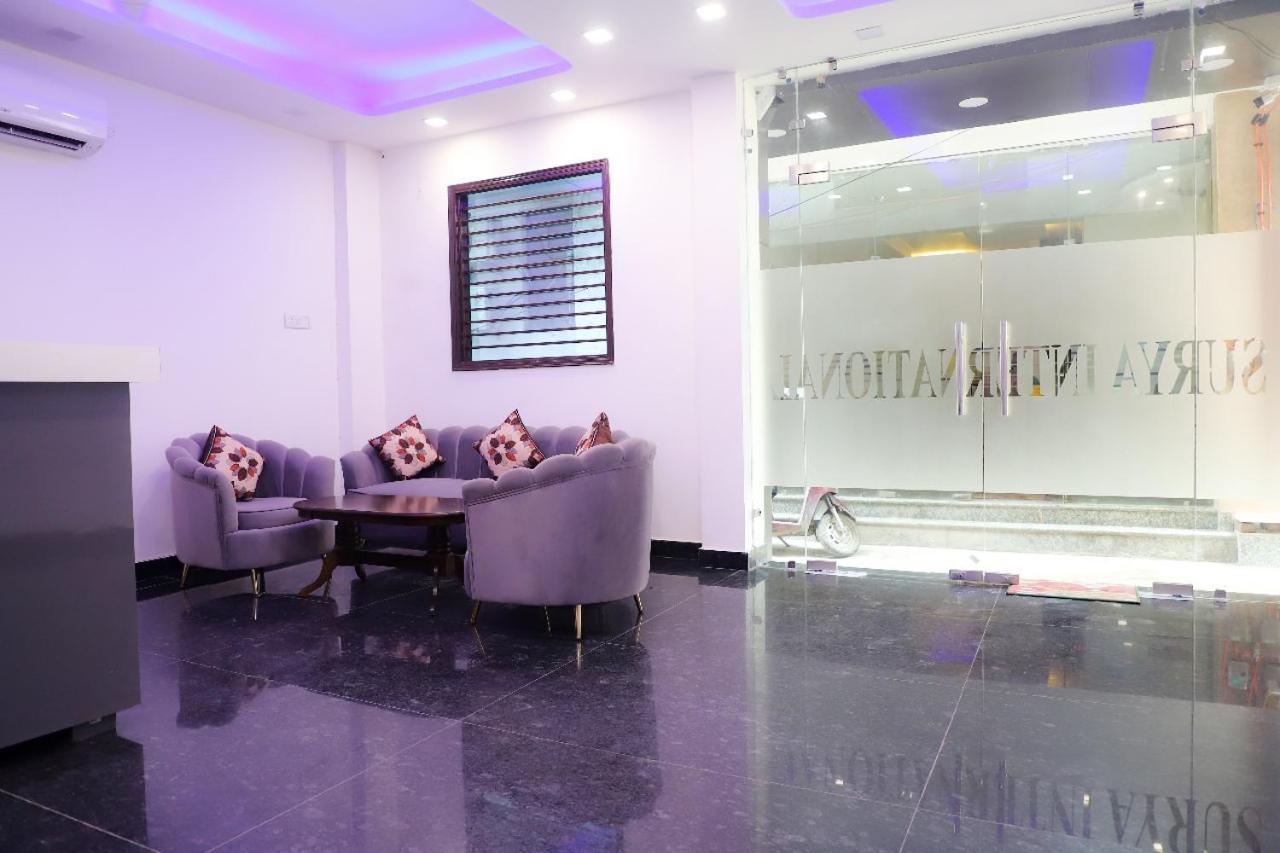 Surya International Bed & Breakfast New Delhi Eksteriør bilde