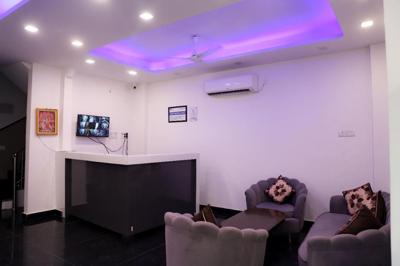 Surya International Bed & Breakfast New Delhi Eksteriør bilde