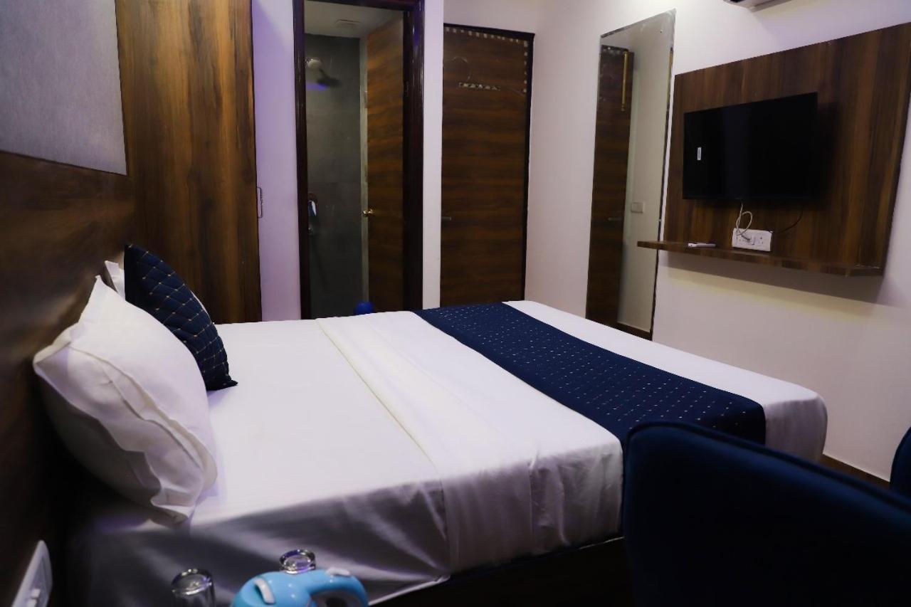 Surya International Bed & Breakfast New Delhi Eksteriør bilde
