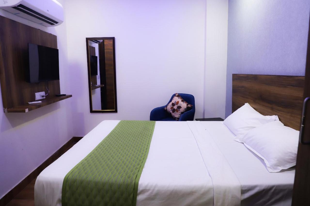 Surya International Bed & Breakfast New Delhi Eksteriør bilde