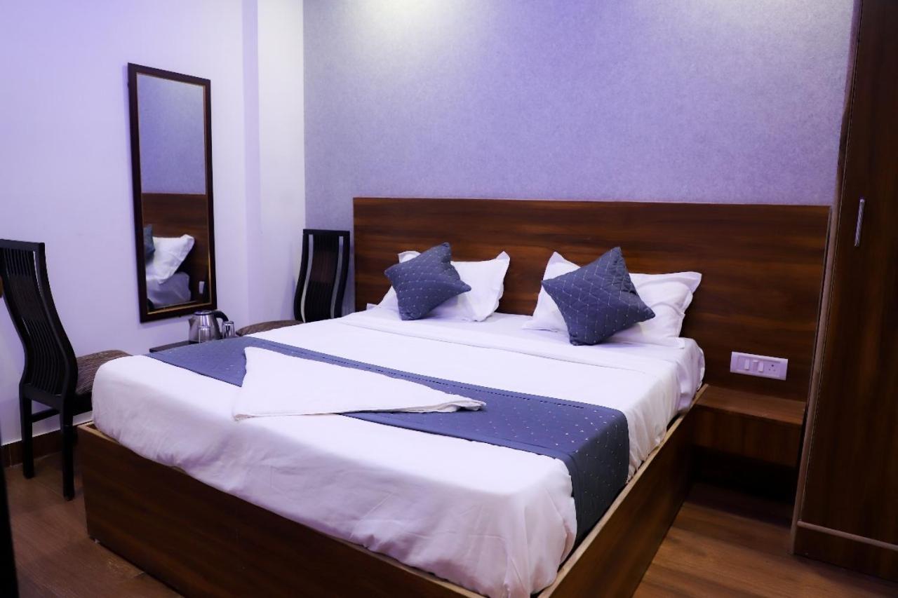 Surya International Bed & Breakfast New Delhi Eksteriør bilde