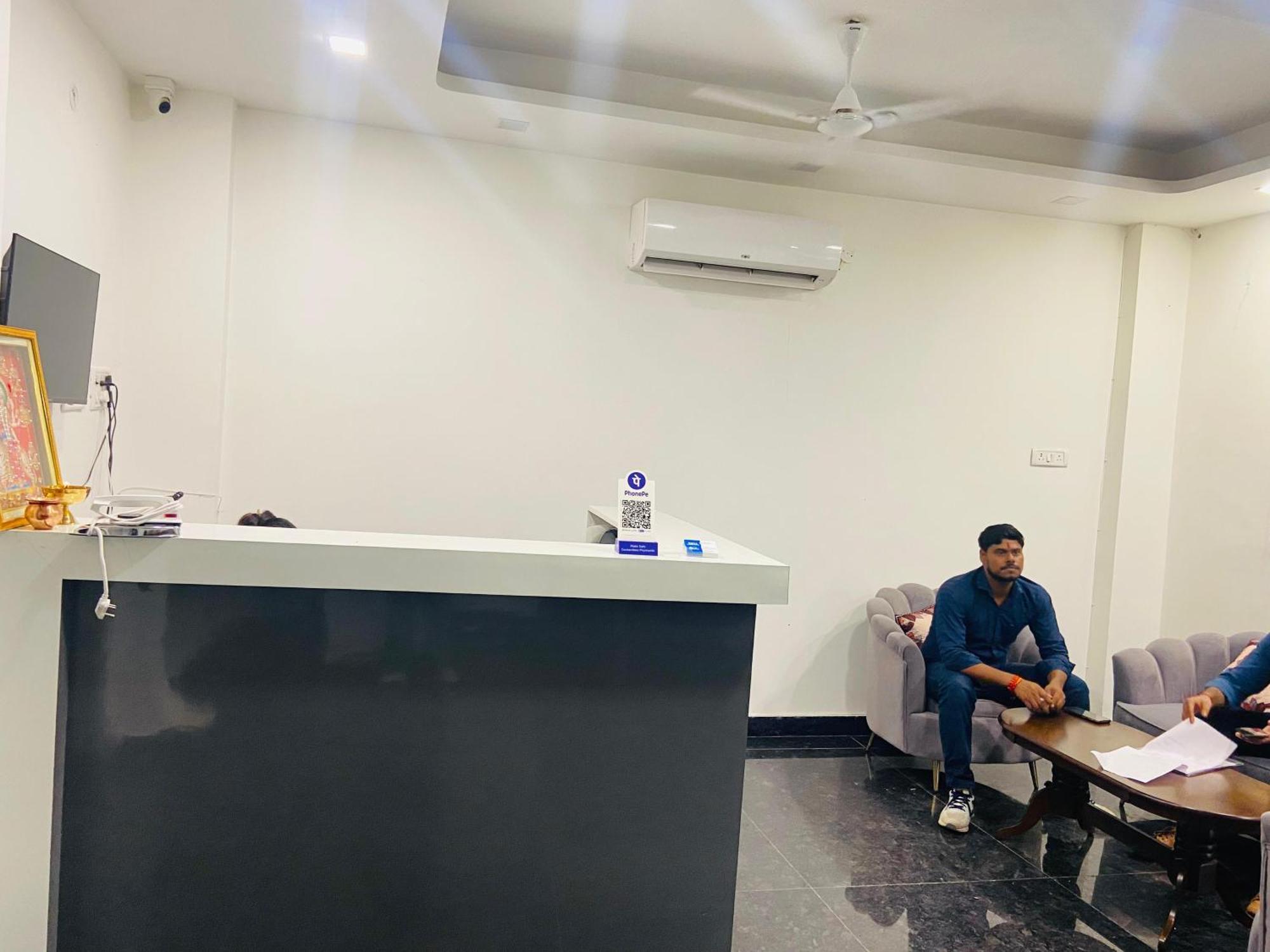 Surya International Bed & Breakfast New Delhi Eksteriør bilde