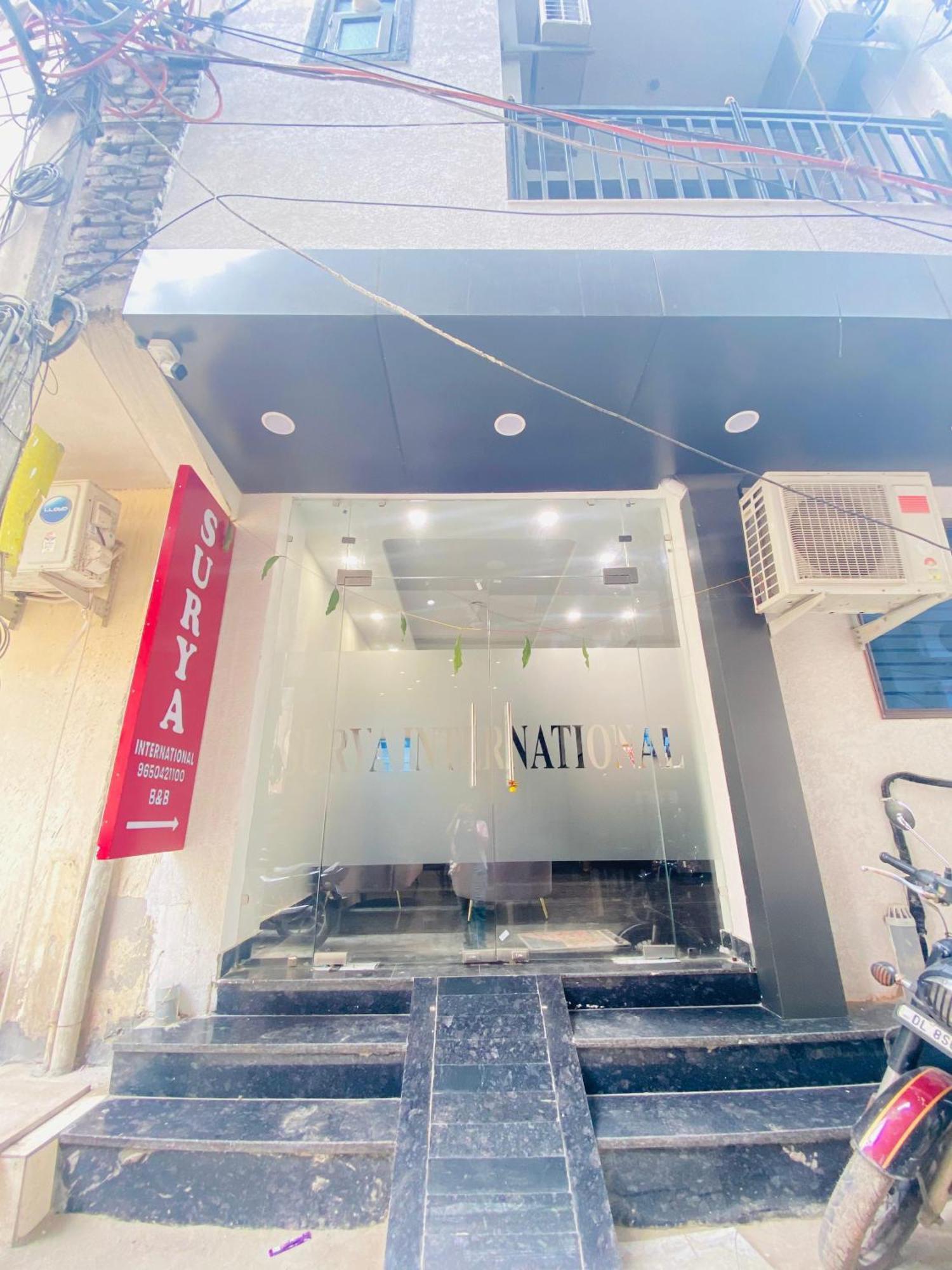 Surya International Bed & Breakfast New Delhi Eksteriør bilde